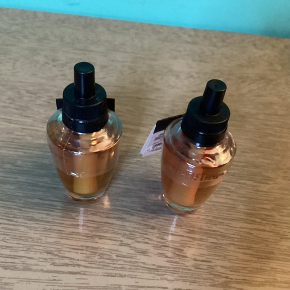 Bath and Body Works Pumpkin Wallflower Bundle NWT - Picture 2 of 3